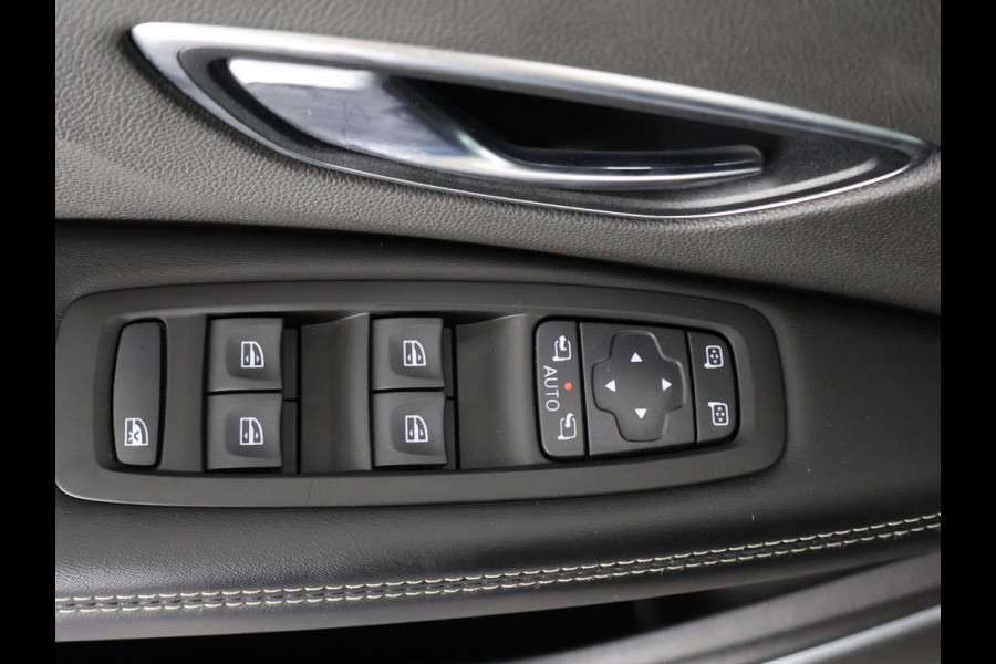 Renault Grand Scénic 1.3 TCe Initiale Paris Automaat | Leder | Bose Audio | Panoramadak