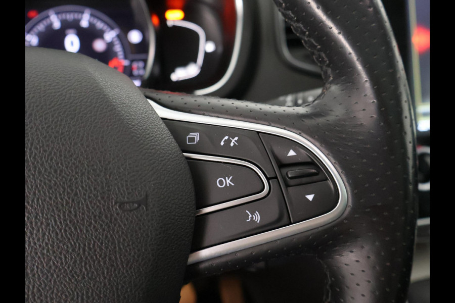 Renault Grand Scénic 1.3 TCe Initiale Paris Automaat | Leder | Bose Audio | Panoramadak