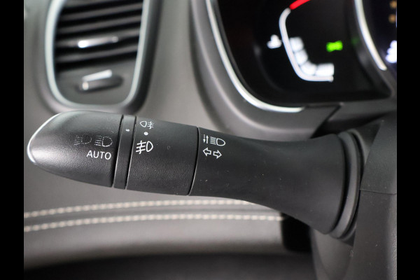 Renault Grand Scénic 1.3 TCe Initiale Paris Automaat | Leder | Bose Audio | Panoramadak