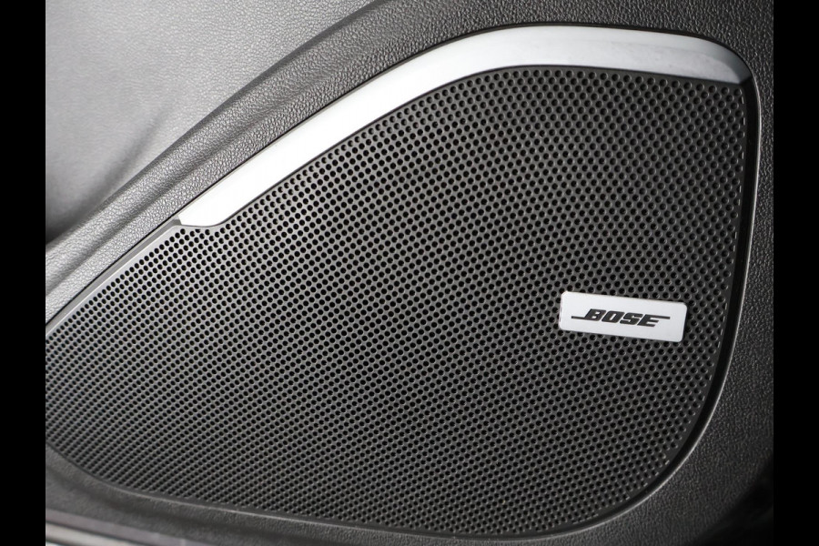 Renault Grand Scénic 1.3 TCe Initiale Paris Automaat | Leder | Bose Audio | Panoramadak