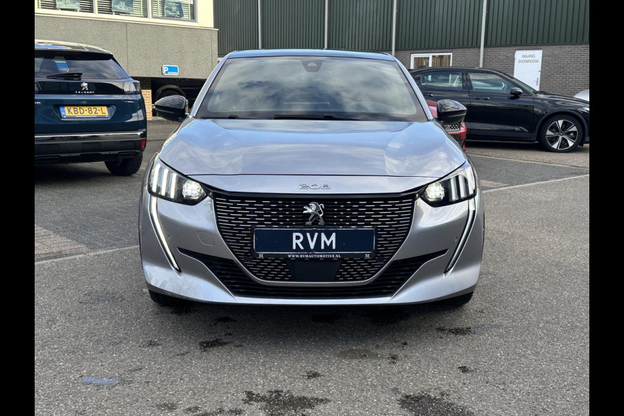 Peugeot e-208 EV GT Pack 50 kWh VAN € 17.900,- VOOR € 16.440,- UW LENTEVOORDEEL € 1.460,-! | 3- FASE LADER | STOELVERWARMING  | CAMERA | PANOROMA DAK |  RIJKLAAR 12 MND BOVAG GARANTIE |