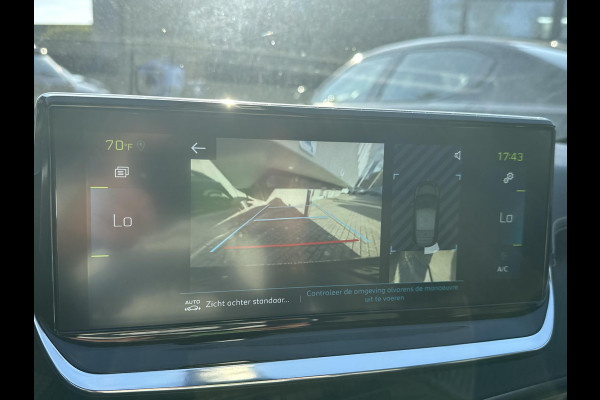 Peugeot e-208 EV GT Pack 50 kWh VAN € 17.900,- VOOR € 16.440,- UW LENTEVOORDEEL € 1.460,-! | 3- FASE LADER | STOELVERWARMING  | CAMERA | PANOROMA DAK |  RIJKLAAR 12 MND BOVAG GARANTIE |