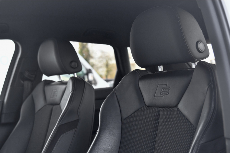 Audi Q3 35 TFSI 3x S-line. ACC, Camera, Matrix, Dodehoek, Stoelverw!