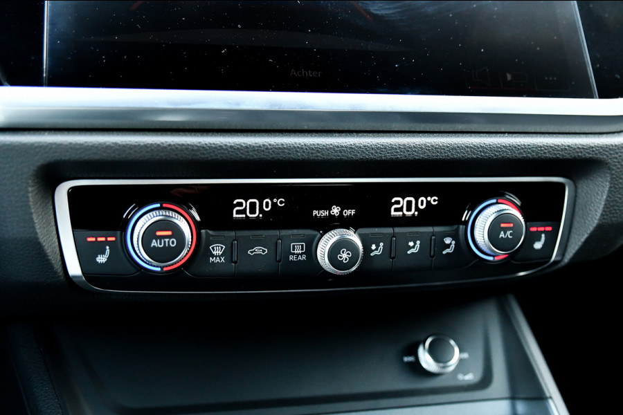 Audi Q3 35 TFSI 3x S-line. ACC, Camera, Matrix, Dodehoek, Stoelverw!