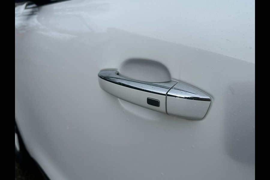 MG EHS 1.5 TGDI Luxury VAN € 26.900,- VOOR € 22.877,- UW LENTEVOORDEEL € 4.023,-! | PHEV | MEGA COMPLEET! | COMPLETE HISTORIE AANWEZIG | FABRIEKSGARANTIE T/M 11-2030 | 52km WLTP ELECTR RIJBEREIK, TOTAAL RIJBEREIK TOT 1.000km!