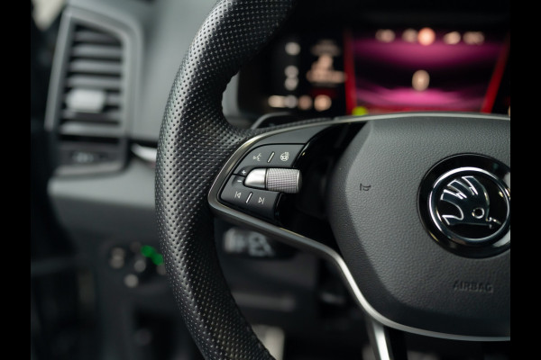 Škoda Karoq 1.5 TSI ACT Sportline Business | Elk. A-klep | Camera | Lane Assist | Stoel & Stuur verw. | Prijs Rijklaar!!