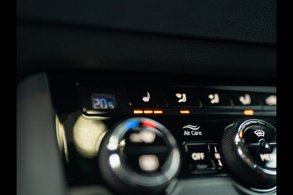 Škoda Karoq 1.5 TSI ACT Sportline Business | Elk. A-klep | Camera | Lane Assist | Stoel & Stuur verw. | Prijs Rijklaar!!