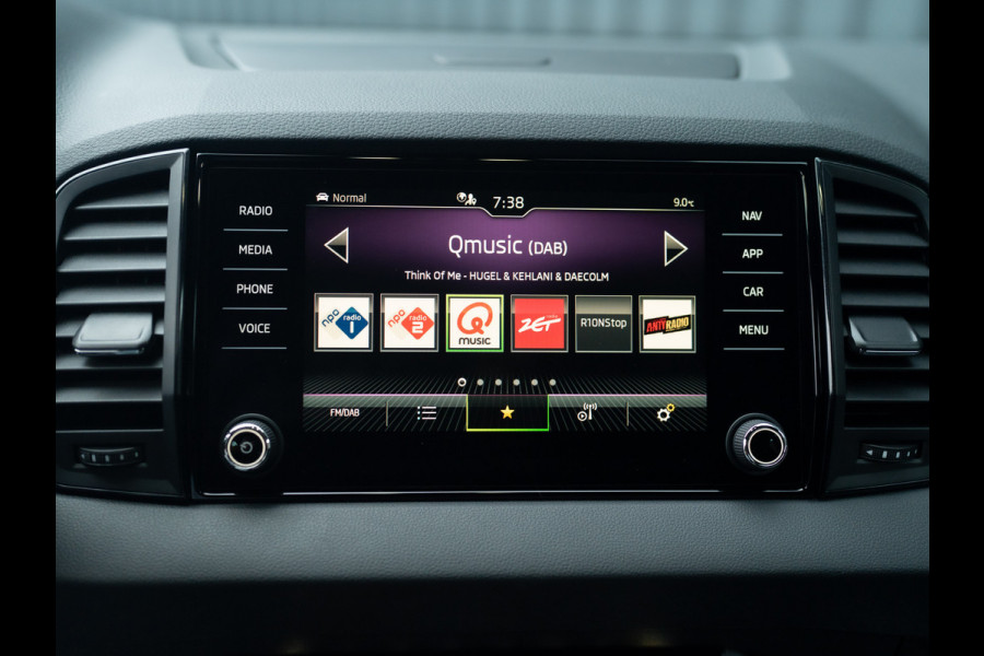 Škoda Karoq 1.5 TSI ACT Sportline Business | Elk. A-klep | Camera | Lane Assist | Stoel & Stuur verw. | Prijs Rijklaar!!