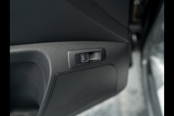 Škoda Karoq 1.5 TSI ACT Sportline Business | 360 Camera | Side Assist | Canton | Elk. A-klep | Prijs Rijklaar!!