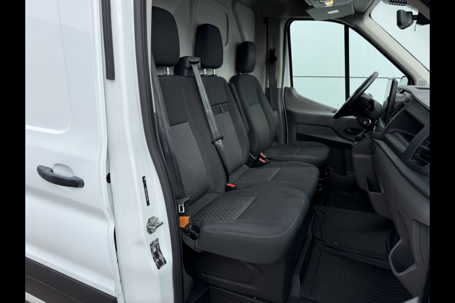 Ford E-Transit 68kWh 184PK L2H2 317km WLTP 95.9% (SOH) BEV Snelladen Tachograaf Climate Control Cruise Control Camera Carplay Navigatie Parkeersensoren voor achter