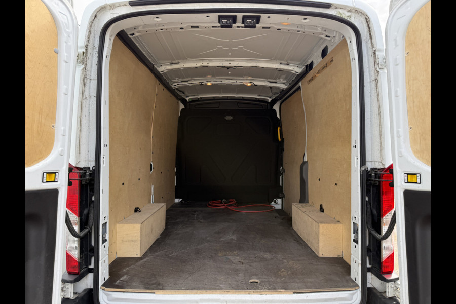 Ford E-Transit 68kWh 184PK L2H2 317km WLTP 95.9% (SOH) BEV Snelladen Tachograaf Climate Control Cruise Control Camera Carplay Navigatie Parkeersensoren voor achter