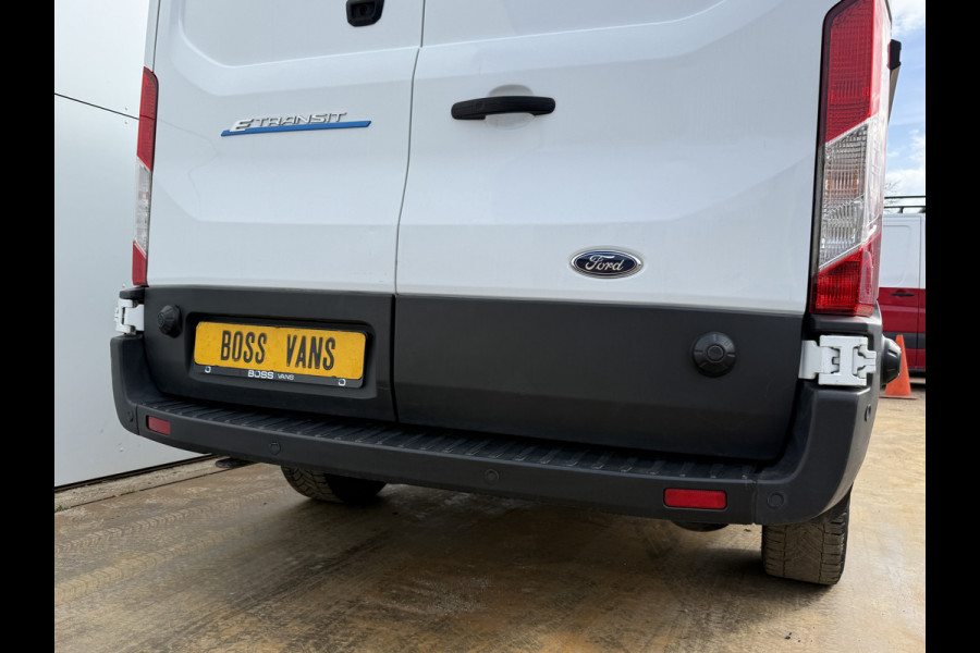 Ford E-Transit 68kWh 184PK L2H2 317km WLTP 95.9% (SOH) BEV Snelladen Tachograaf Climate Control Cruise Control Camera Carplay Navigatie Parkeersensoren voor achter