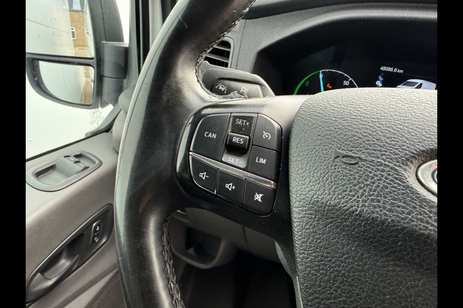 Ford E-Transit 68kWh 184PK L2H2 317km WLTP 95.9% (SOH) BEV Snelladen Tachograaf Climate Control Cruise Control Camera Carplay Navigatie Parkeersensoren voor achter