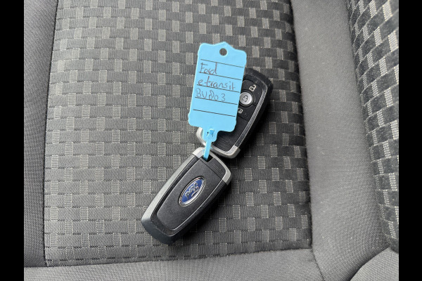 Ford E-Transit 68kWh 184PK L2H2 317km WLTP 95.9% (SOH) BEV Snelladen Tachograaf Climate Control Cruise Control Camera Carplay Navigatie Parkeersensoren voor achter