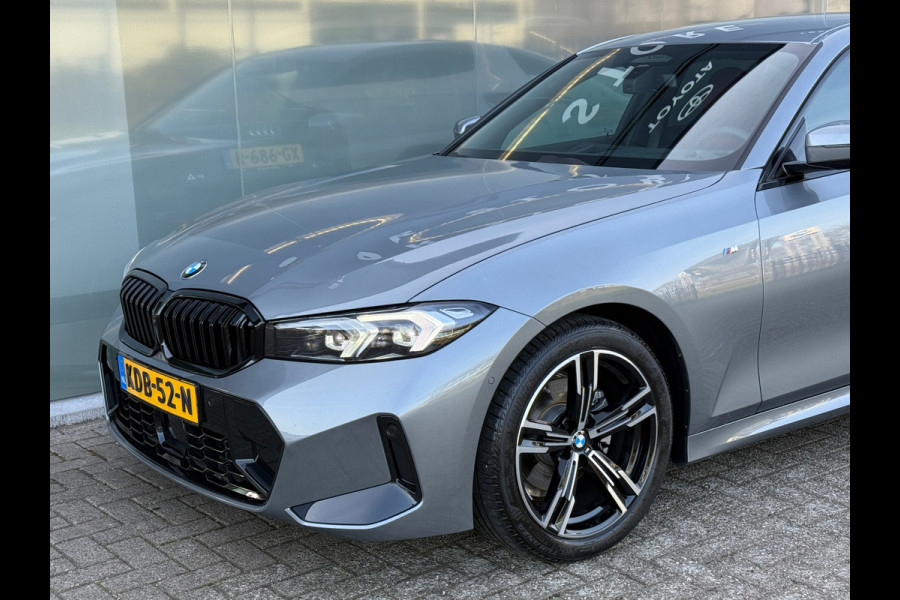BMW 3-serie 320i M-Sport Laser|Adap Cruise|HuD|Leder|Fabrieksgarantie