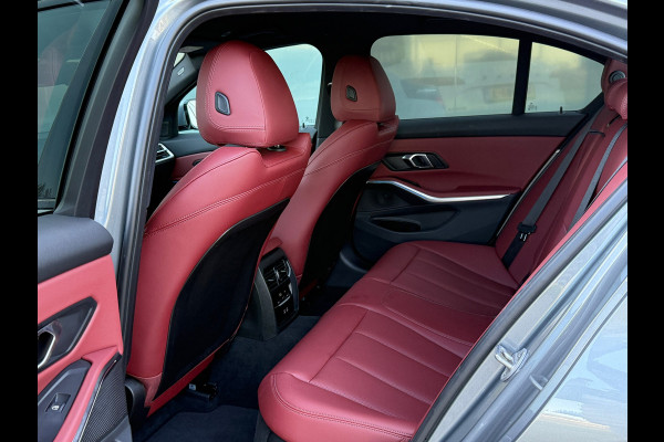 BMW 3-serie 320i M-Sport Laser|Adap Cruise|HuD|Leder|Fabrieksgarantie