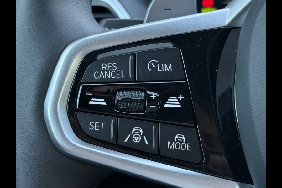 BMW 3-serie 320i M-Sport Laser|Adap Cruise|HuD|Leder|Fabrieksgarantie