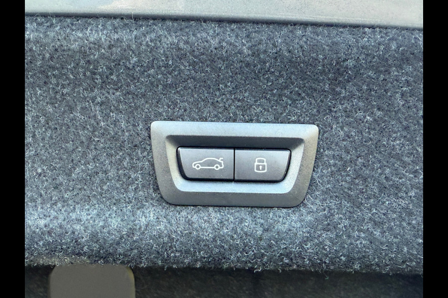 BMW 3-serie 320i M-Sport Laser|Adap Cruise|HuD|Leder|Fabrieksgarantie