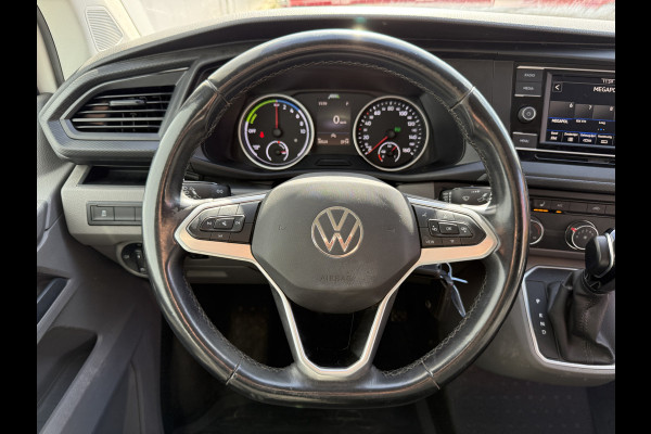 Volkswagen E-Transporter 113PK L2H1 138KM WLTP Trekhaak 100% Elektrisch Transporter Airco Stoelverwarming Parkeersensoren