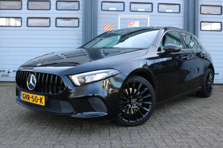 Mercedes-Benz A-Klasse 220 Autom Xenon Navi Leder Widesreen Ecc 191PK Bj:2019