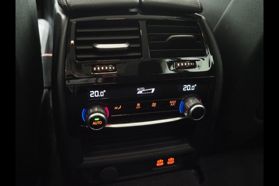 BMW 5 Serie Touring 530e xDrive | Leder | Trekhaak | Camera | Adaptive Cruise | Stoelverwarming | DAB | Carplay