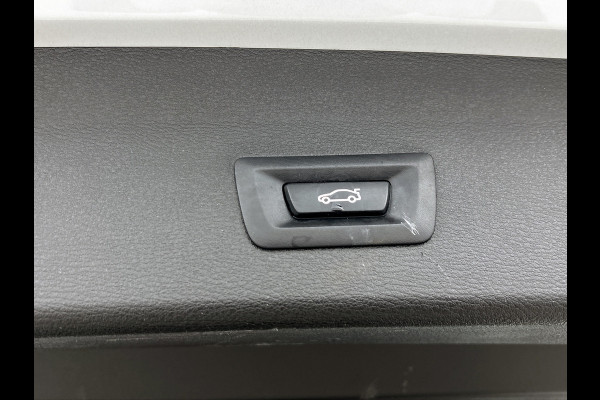 BMW X1 SDrive20i Executive (NL-auto, Goed OnderH, Navi, Sportstoelen, Led, Climate Con, Parkeersensoren, Etc)