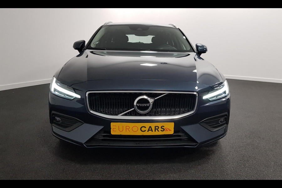 Volvo V60 2.0 B4 197 pk Automaat Momentum Pro Navigatie Climate control Adaptive cruise Control Led DAB Electrisch bedienbare achterklep Parkeer sensoren