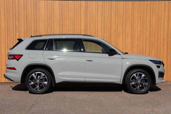 Škoda Kodiaq 1.5 TSI Sportline Business org.NL trekhaak el.klep camera stoelverw.