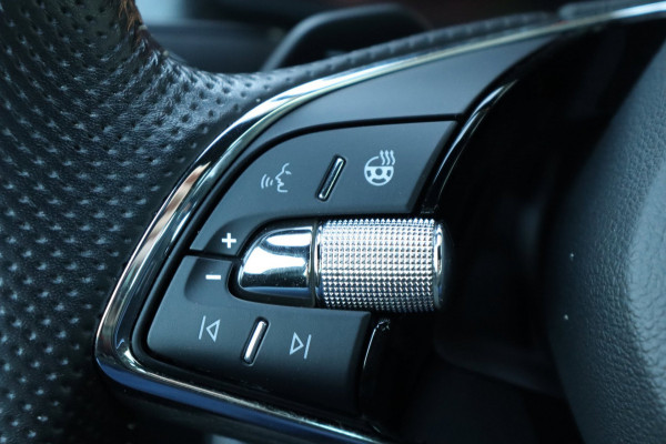 Škoda Kodiaq 1.5 TSI Sportline Business org.NL trekhaak el.klep camera stoelverw.