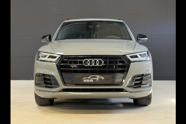 Audi Q5 50 TFSI e quattro 2x S-line | Quantum Grey | Elektr. trekhaak | Sfeerverlichting | Camera | Full LED | 20''