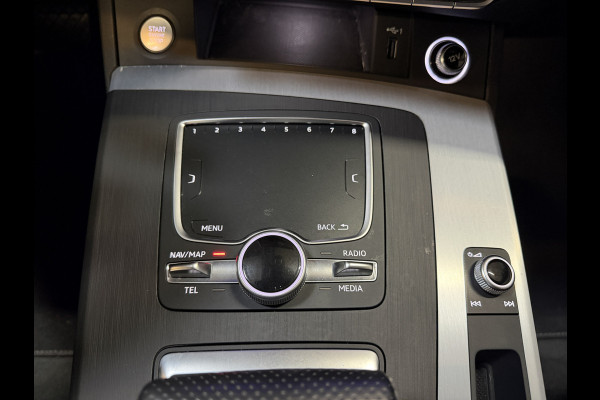 Audi Q5 50 TFSI e quattro 2x S-line | Quantum Grey | Elektr. trekhaak | Sfeerverlichting | Camera | Full LED | 20''
