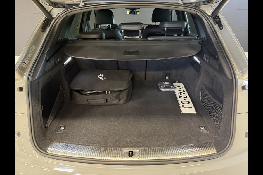 Audi Q5 50 TFSI e quattro 2x S-line | Quantum Grey | Elektr. trekhaak | Sfeerverlichting | Camera | Full LED | 20''