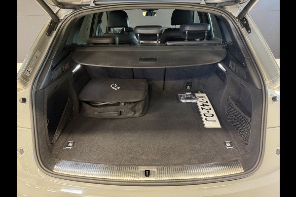 Audi Q5 50 TFSI e quattro 2x S-line | Quantum Grey | Elektr. trekhaak | Sfeerverlichting | Camera | Full LED | 20''