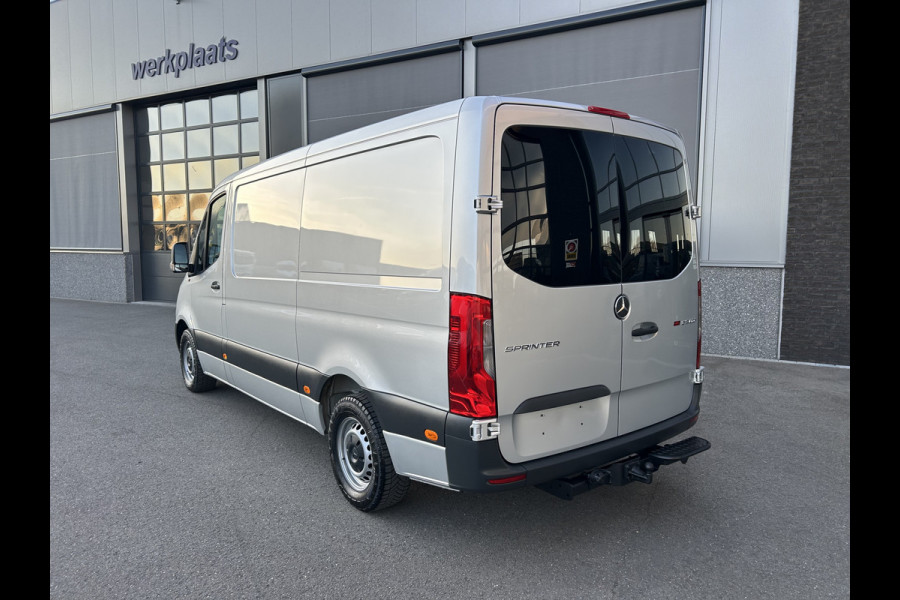 Mercedes-Benz Sprinter 315 CDI RWD L2 H1 BOTT Inrichting / 3500KG Trekhaak / MBUX 10.25 / Navigatie / Cruise control / Airco