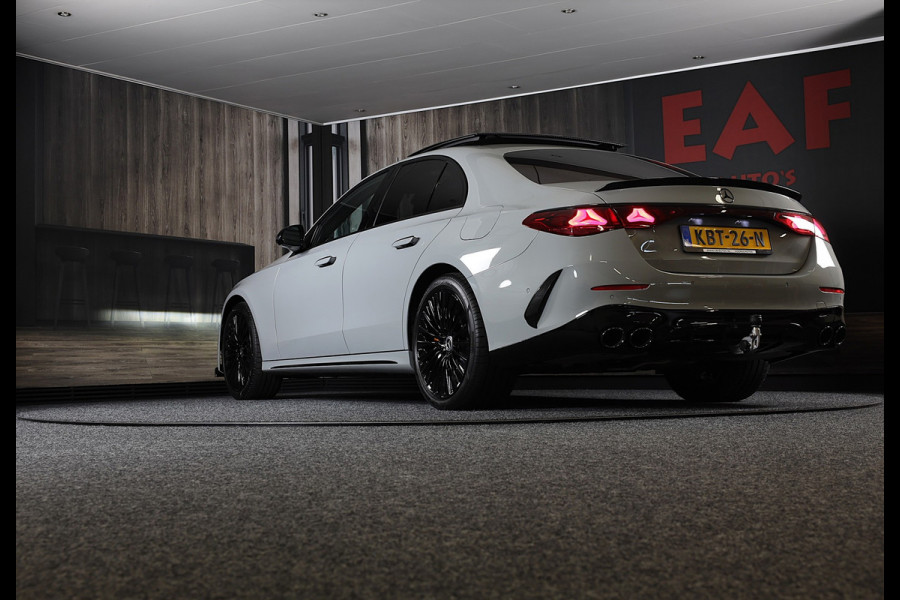 Mercedes-Benz E-Klasse 400 e 4MATIC AMG 53 Look / Hyperscreen / Massage / Burmester / Head Up / Luchtvering / Leder / Pano / 20 In