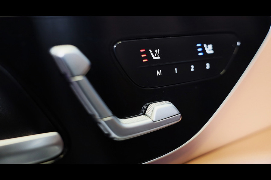 Mercedes-Benz E-Klasse 400 e 4MATIC AMG 53 Look / Hyperscreen / Massage / Burmester / Head Up / Luchtvering / Leder / Pano / 20 In