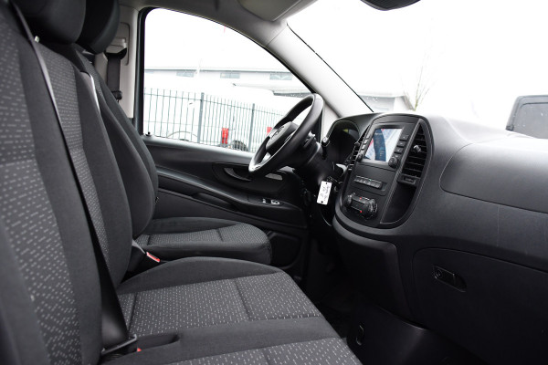 Mercedes-Benz Vito 116 CDI L2 PB Edition Camera, Cruise, Carplay, LED, Automaat, 164pk, Trekhaak, Stoelverwarming, Sensoren, Uniek!