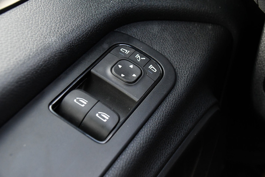 Mercedes-Benz Sprinter 315 1.9 CDI L2H2 FWD Adaptieve Cruise, 360 Camera, LED, Carplay, NAVI, Sensoren, Automaat, 150pk, Uniek!