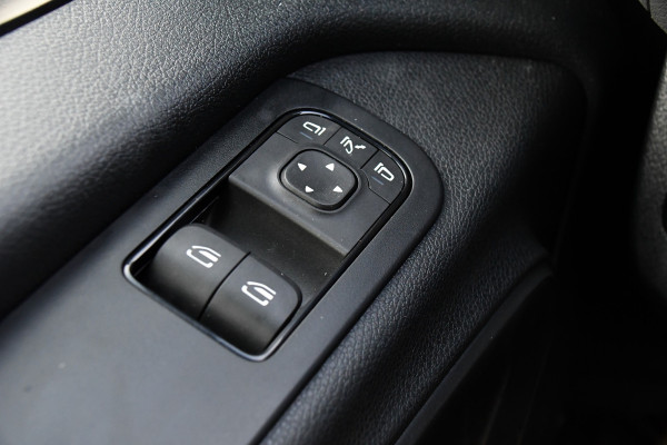 Mercedes-Benz Sprinter 315 1.9 CDI L2H2 FWD Adaptieve Cruise, 360 Camera, LED, Carplay, NAVI, Sensoren, Automaat, 150pk, Uniek!