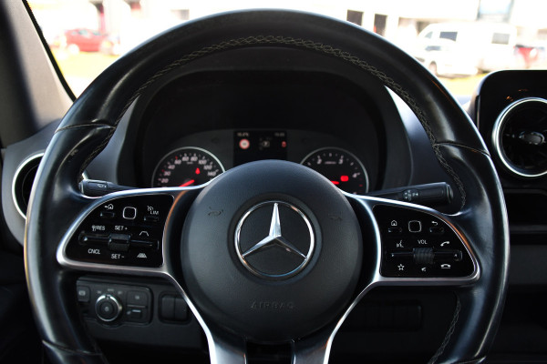 Mercedes-Benz Sprinter 319 V6 3.0 CDI L2H2 DC PB Edition 360 Camera, Adaptieve Cruise, Carplay, 10,5'' Mbux, LED, Standkachel, Stoelverwarming, Multimedia, Uniek!