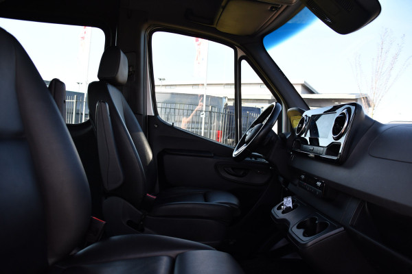 Mercedes-Benz Sprinter 319 V6 3.0 CDI L2H2 DC PB Edition 360 Camera, Adaptieve Cruise, Carplay, 10,5'' Mbux, LED, Standkachel, Stoelverwarming, Multimedia, Uniek!