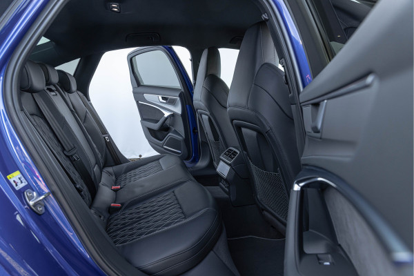 Audi A6 Limousine 55 TFSI e Quattro 367pk Competition S-stoelen B&O HuD Nachtzicht ACC