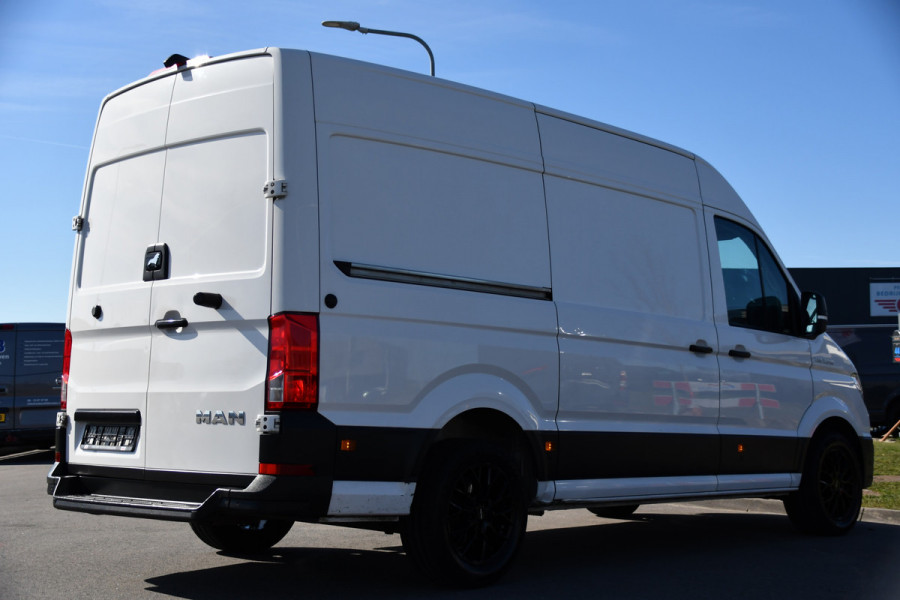 MAN TGE 30 2.0 L3H3 PB Edition Camera, Carplay, Automaat, LED, Automaat, 140pk, Multimedia, Uniek!