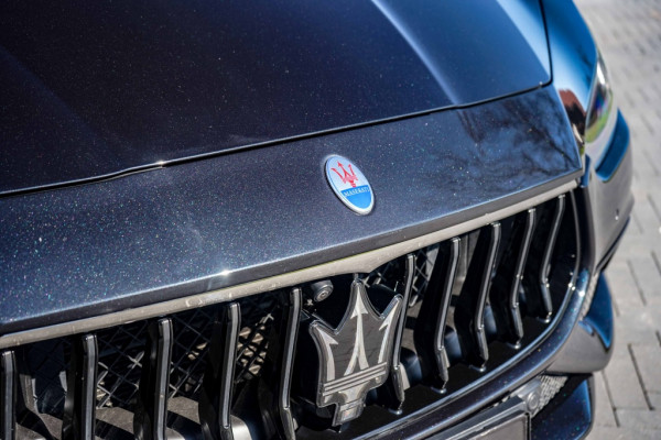Maserati Ghibli 2.0 MHEV GranSport GT 330PK Pano/B&W/21"/Sport-seats/Full-Nero
