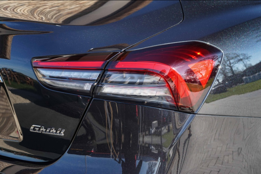 Maserati Ghibli 2.0 MHEV GranSport GT 330PK Pano/B&W/21"/Sport-seats/Full-Nero