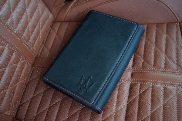 Maserati Ghibli 2.0 MHEV GranSport GT 330PK Pano/B&W/21"/Sport-seats/Full-Nero