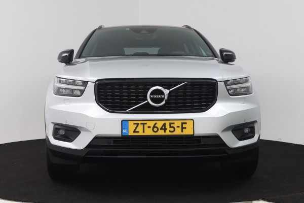 Volvo XC40 1.5 T3 Inscription (PANORAMADAK, H&K AUDIO, CAMERA, STOEL/STUUR VERWARMING, ELEKTR STOELEN, NAVIGATIE, CRUISE CONTROL)