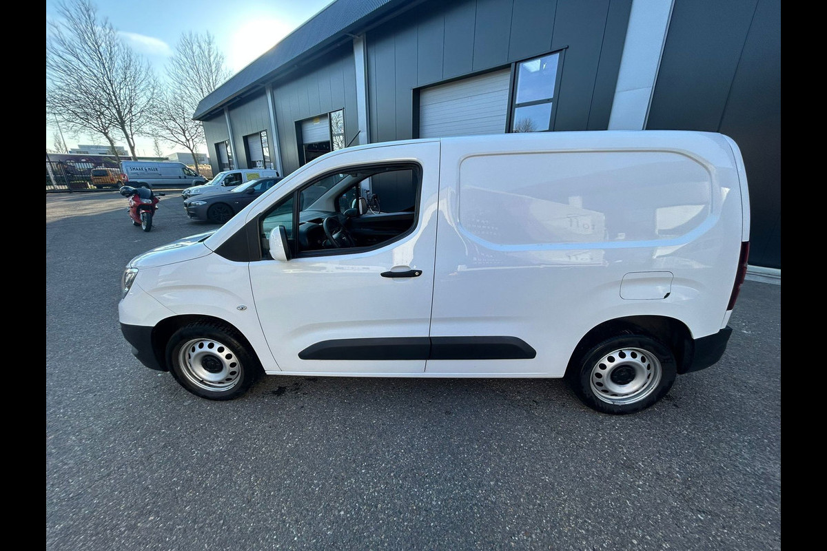Opel Combo 1.5D L1H1 Edition oprijplaat alco euro 6