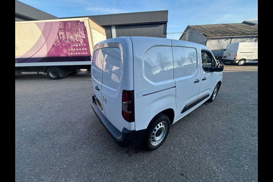 Opel Combo 1.5D L1H1 Edition oprijplaat alco euro 6