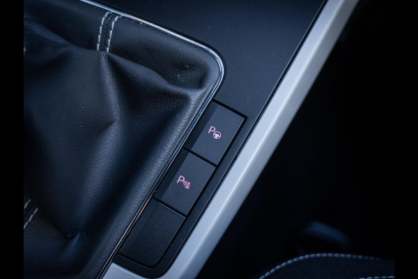 Seat Arona 1.0 TSI Xcellence Business Intense - Led l ACC l Camera l Virt. Cockp. l Apple Cplay l Keyless